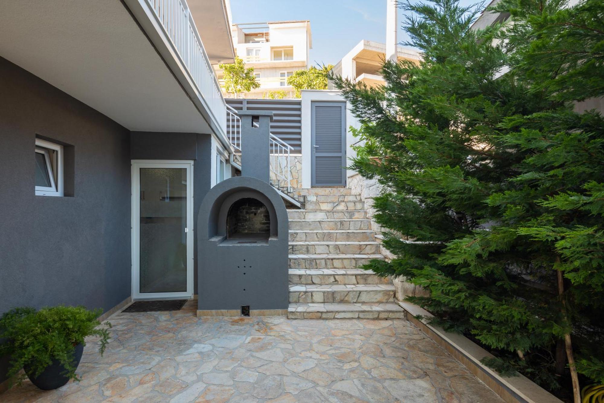 Luxury Seafront Villa With Heated Pool, Jacuzzi, Sea View, 150 M From Beach Stanici Zewnętrze zdjęcie